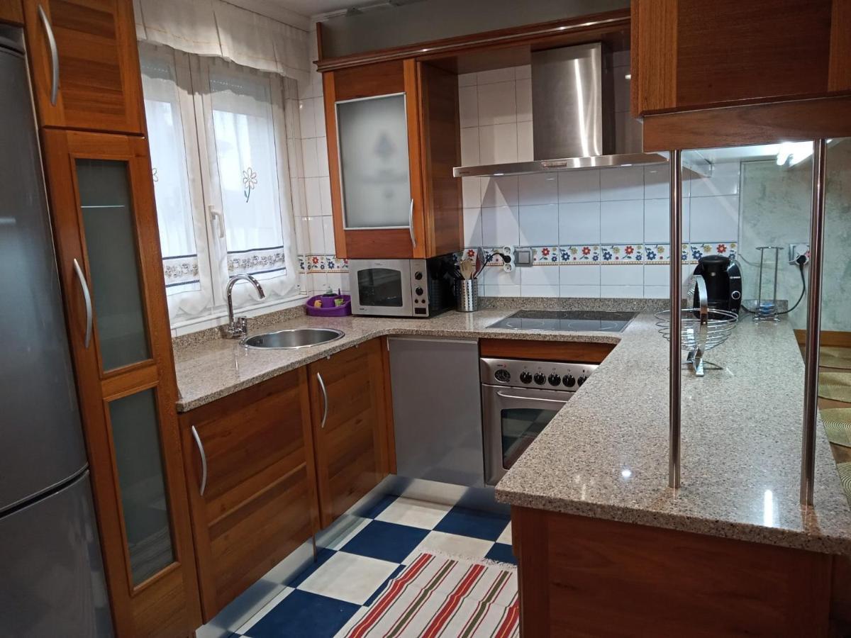 Azalea Residencial Apartment Torrelavega Bagian luar foto