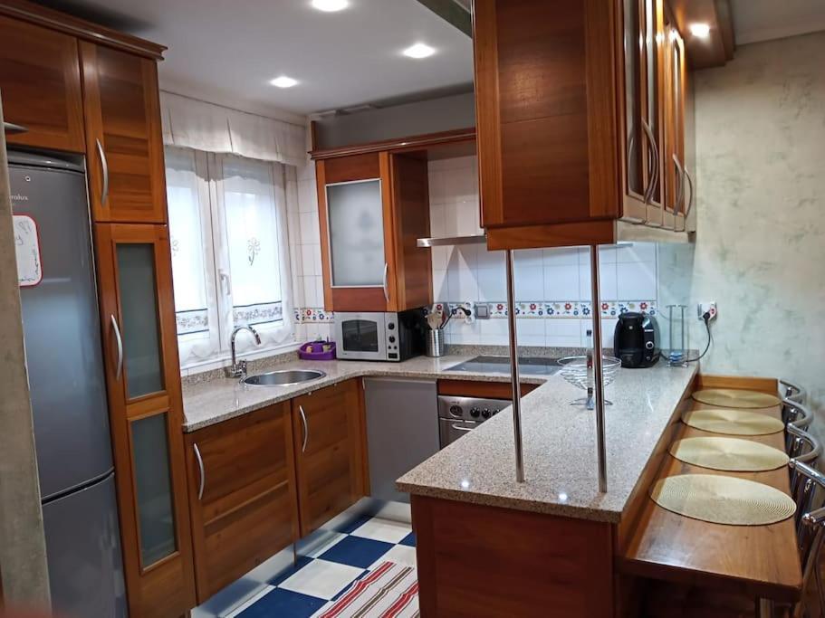 Azalea Residencial Apartment Torrelavega Bagian luar foto
