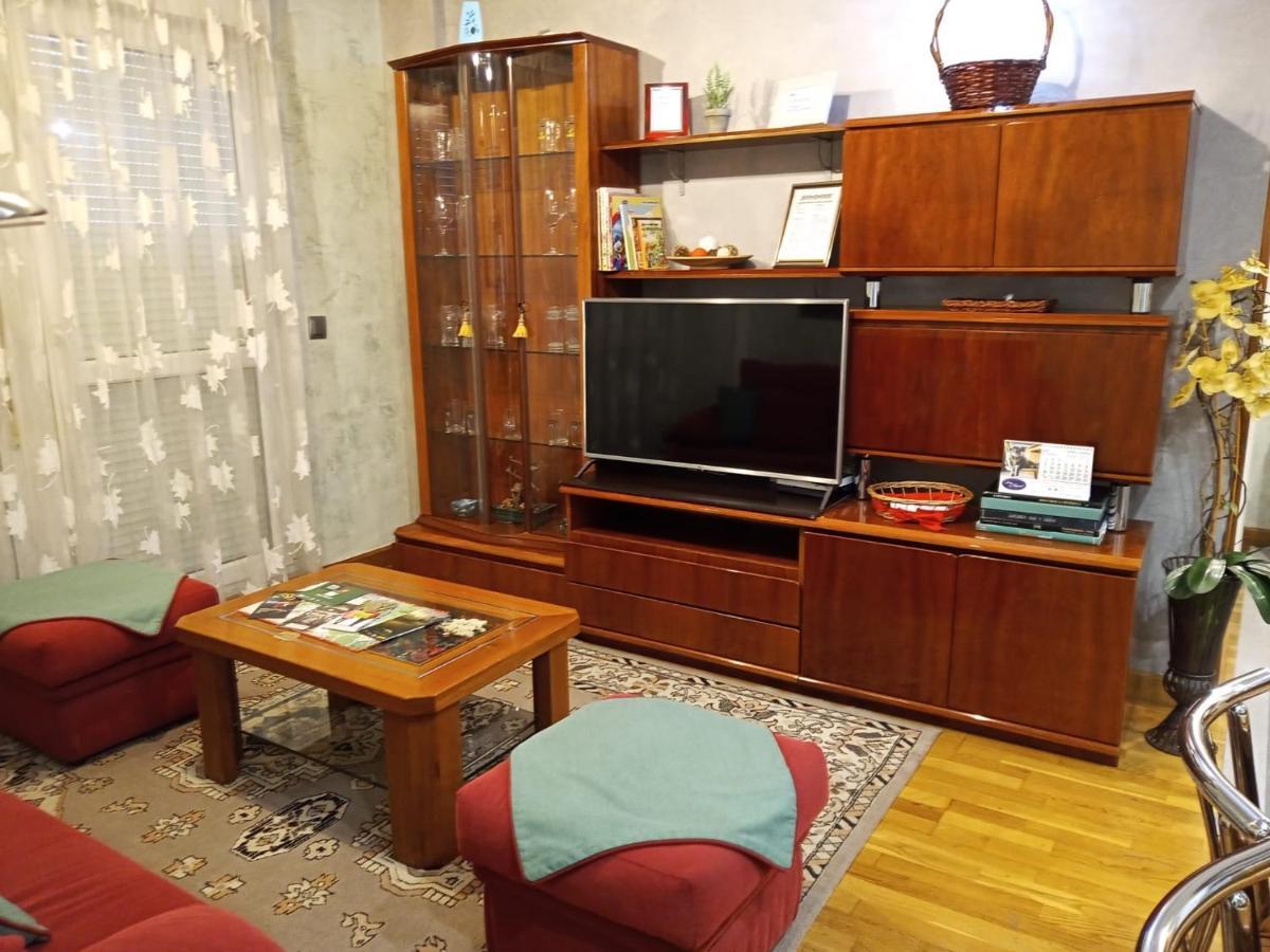 Azalea Residencial Apartment Torrelavega Bagian luar foto