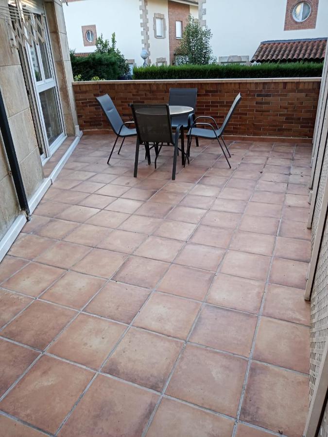 Azalea Residencial Apartment Torrelavega Bagian luar foto