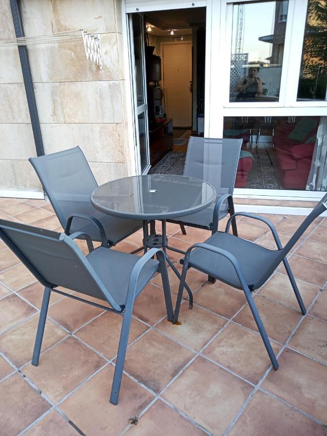 Azalea Residencial Apartment Torrelavega Bagian luar foto