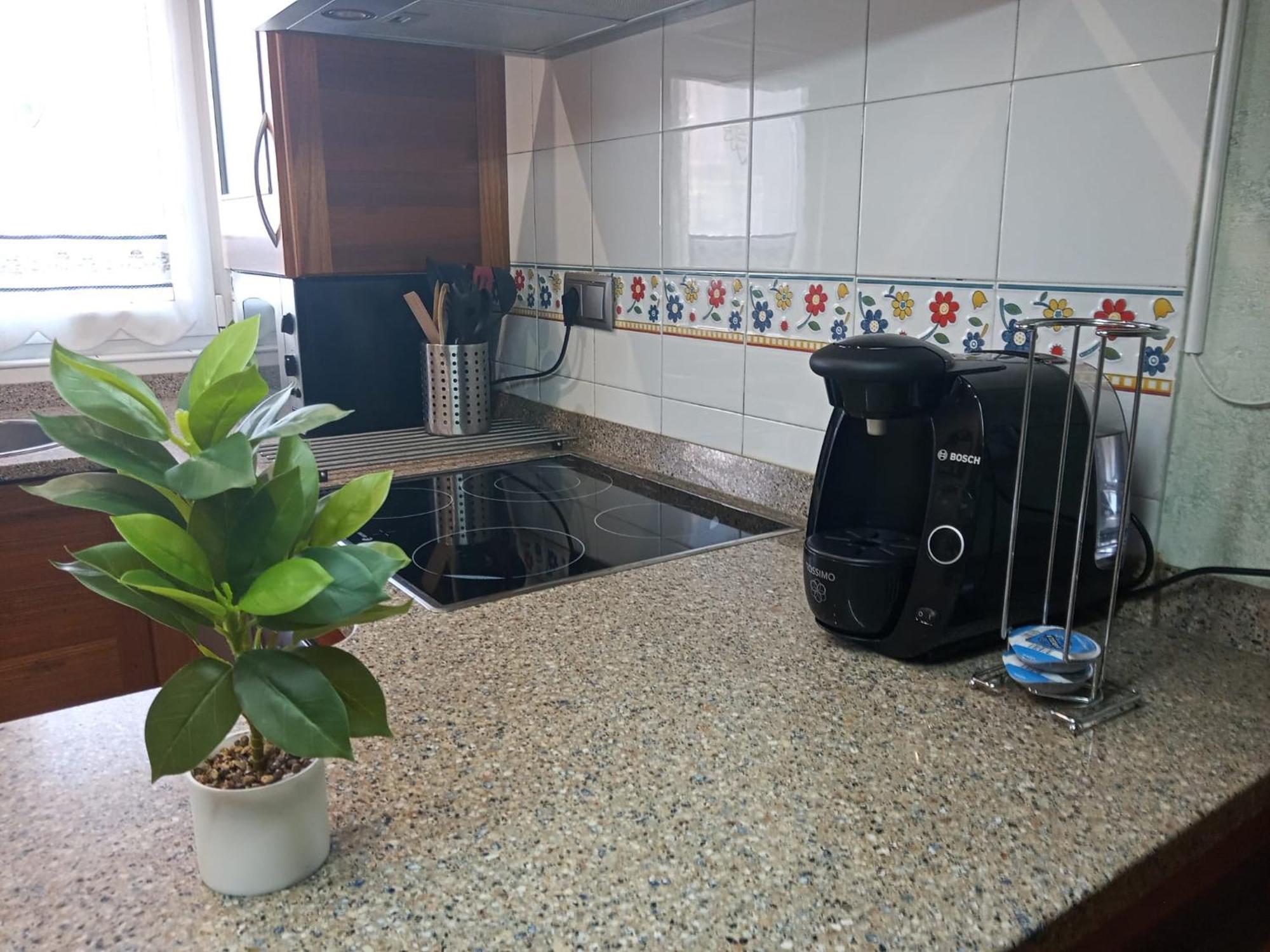 Azalea Residencial Apartment Torrelavega Bagian luar foto